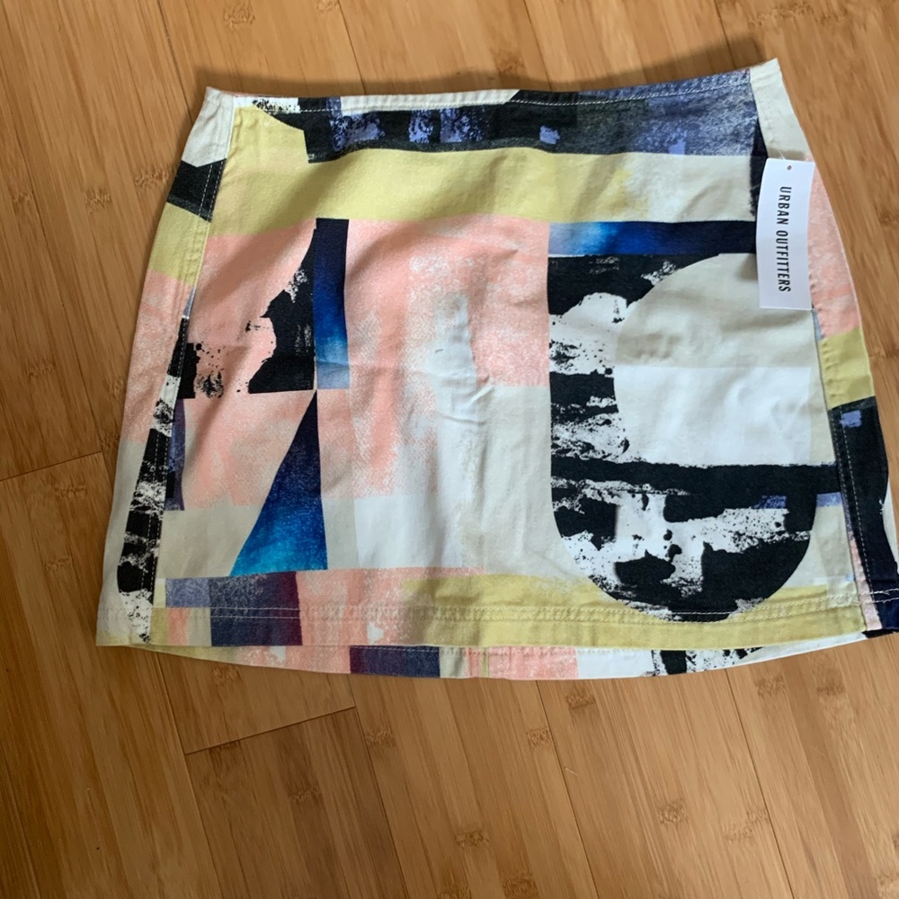 Abstract Patterned BDG Skirt